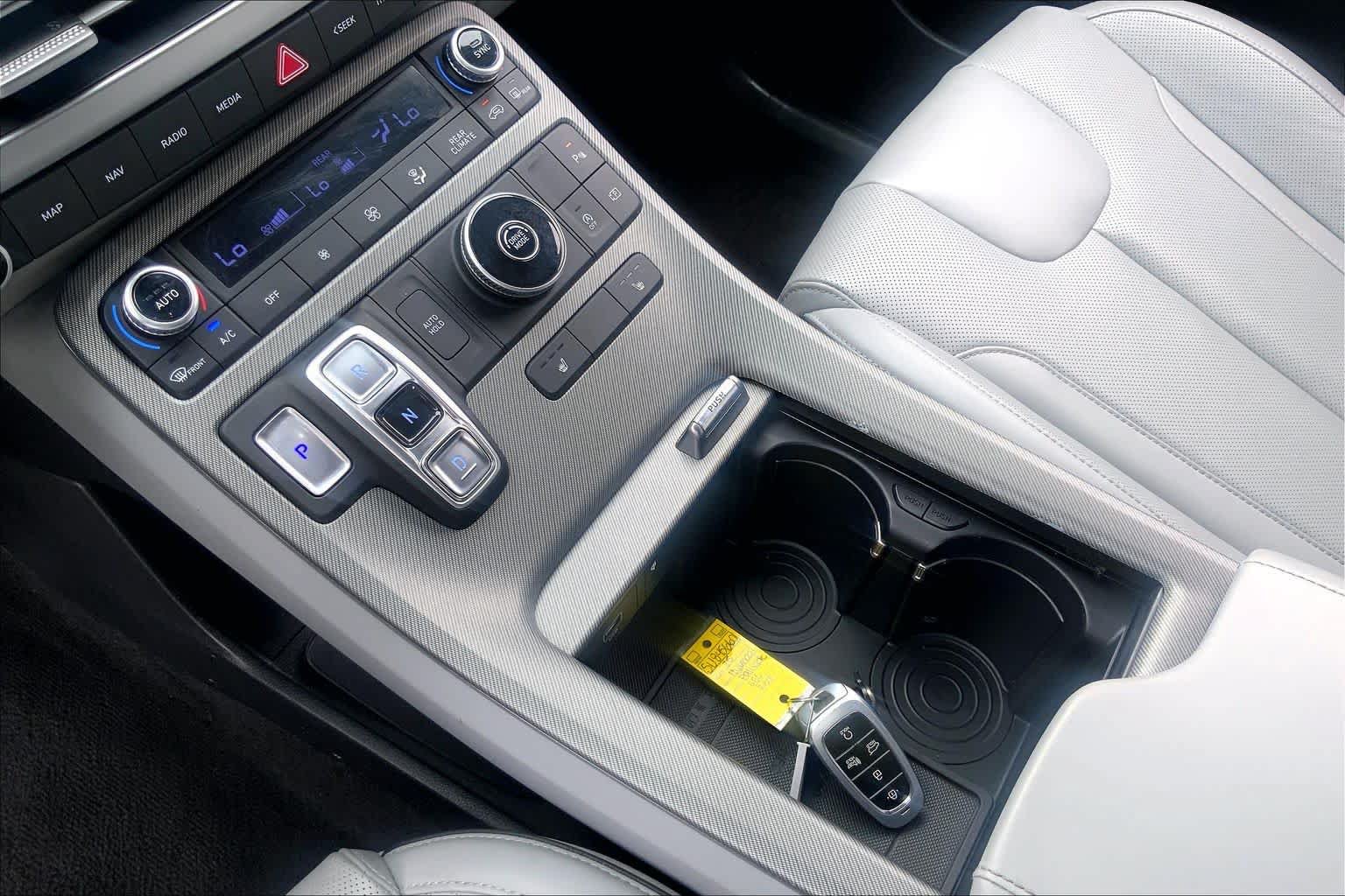 Used 2025 Hyundai Palisade SEL FWD image 15