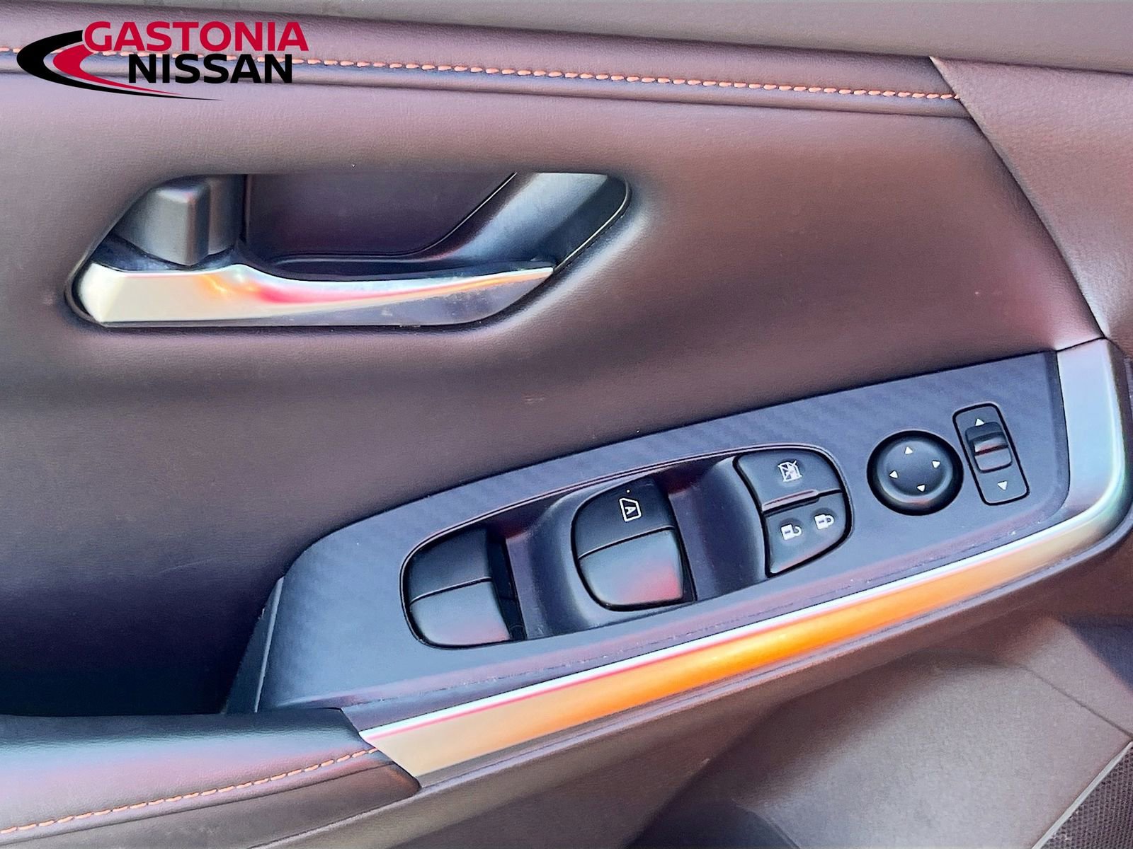 Used 2020 Nissan Sentra SR image 22