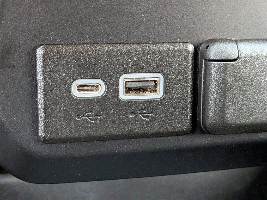 Used 2021 Chevrolet Silverado 1500 LT Trail Boss w/ Bed Protection Package image 24