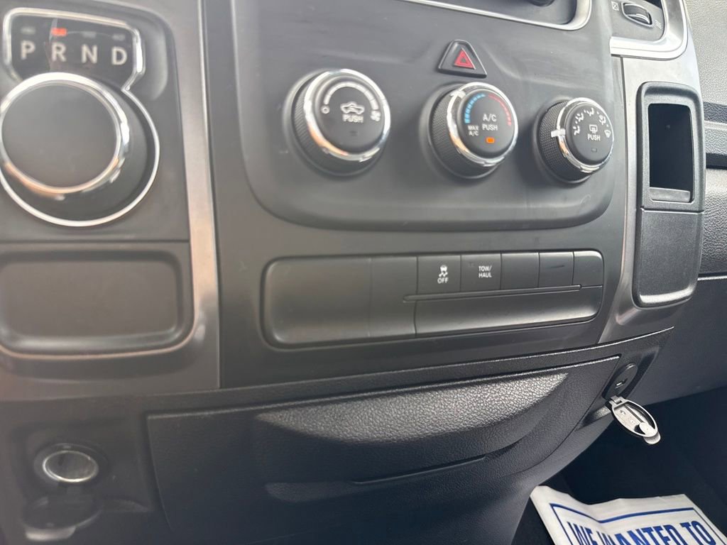 Used 2024 RAM 1500 Classic SLT image 31