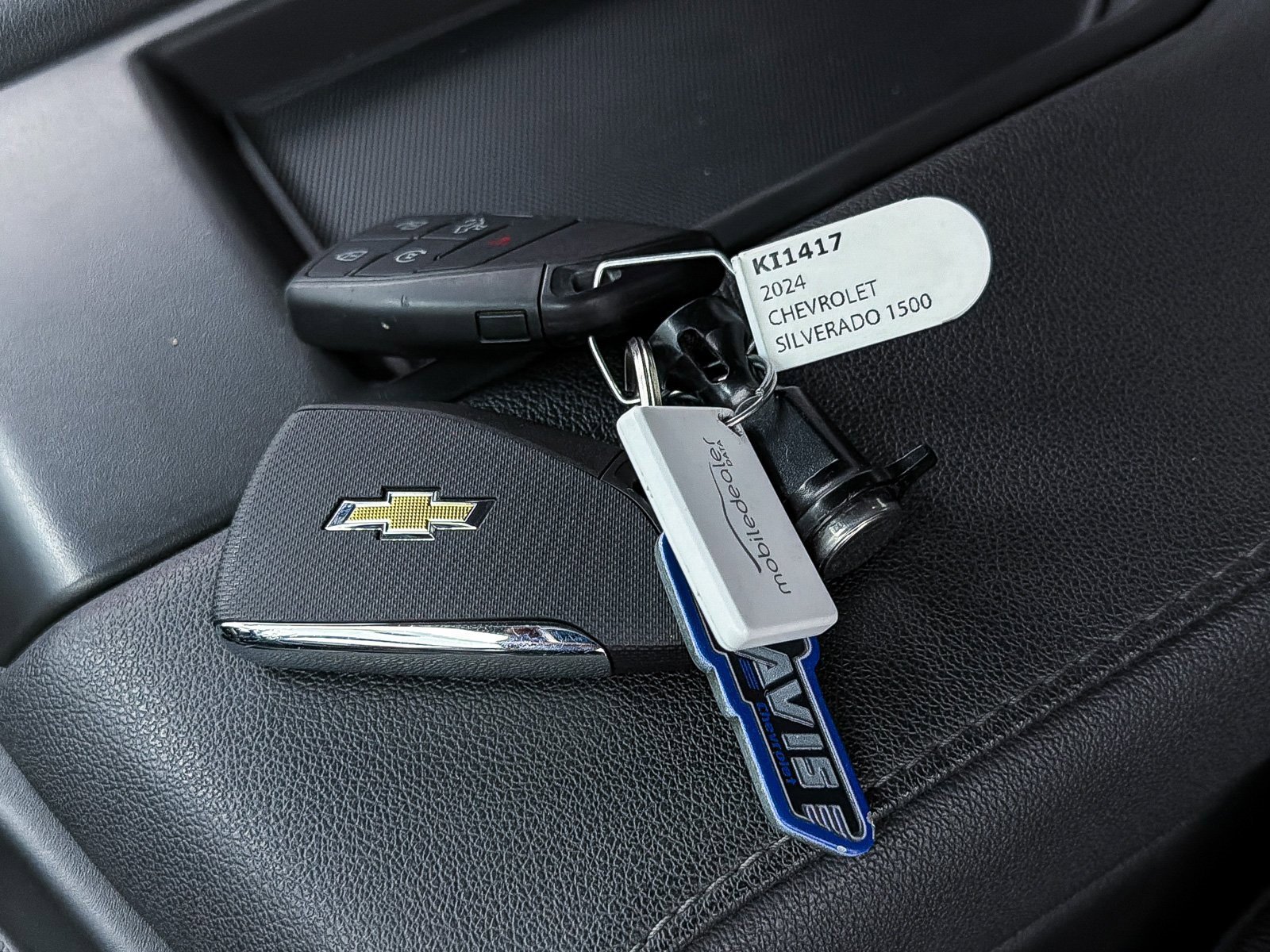 Used 2024 Chevrolet Silverado 1500 Custom image 30