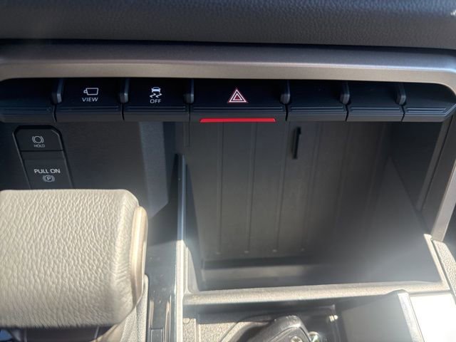 Used 2025 Toyota Sequoia SR5 image 34