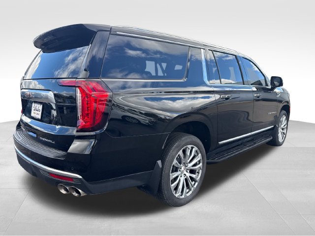 Used 2023 GMC Yukon XL Denali w/ LPO, Floor Liner Package AWD/4WD image 6