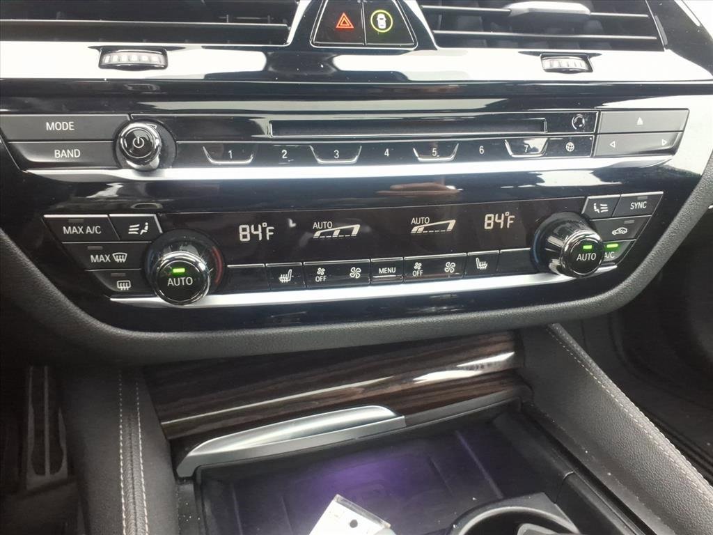 Used 2018 BMW M550i xDrive image 19