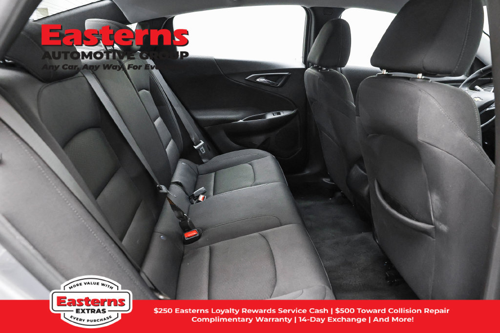 Used 2024 Chevrolet Malibu RS FWD image 23