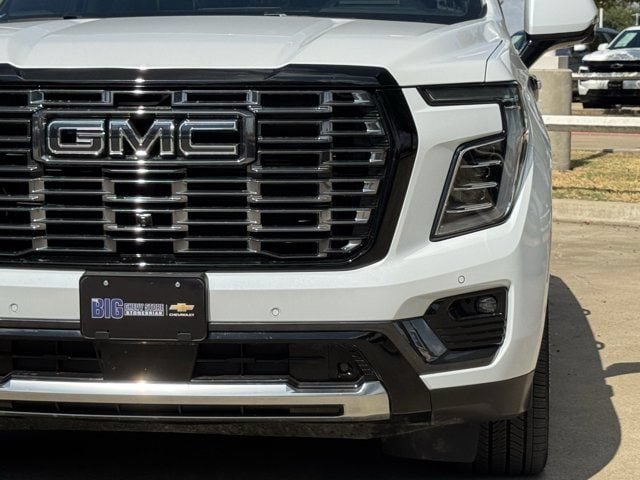 Used 2026 GMC Yukon Denali Ultimate AWD/4WD image 10