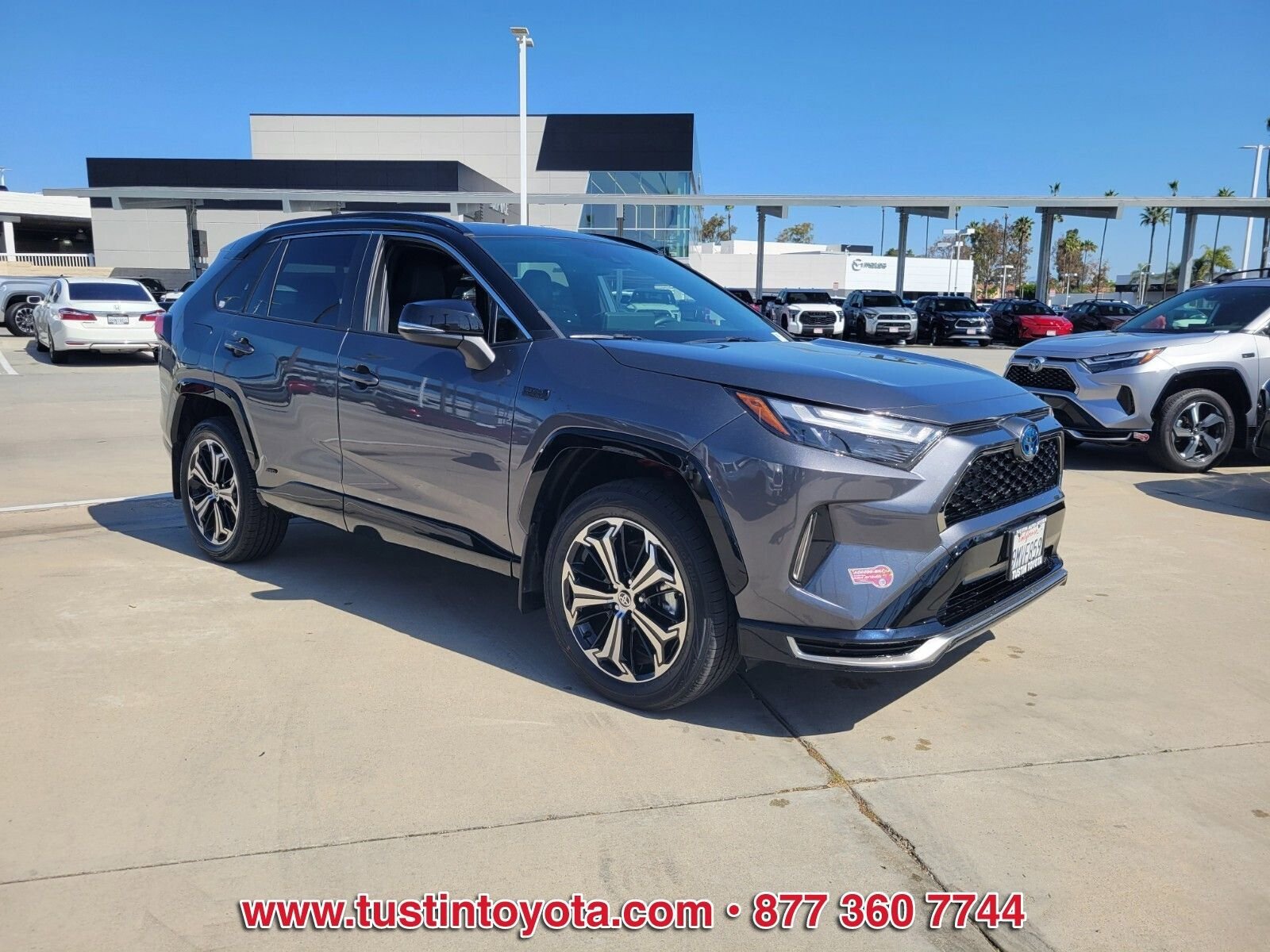 Certified 2024 Toyota RAV4 XSE w/ Weather Package AWD/4WD image 2