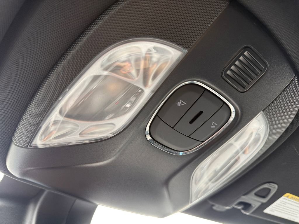 Used 2025 Jeep Compass Limited image 11