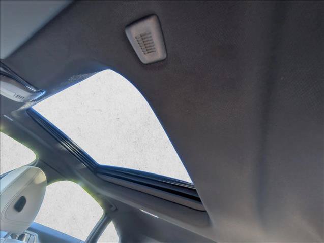 Used 2023 BMW i4 eDrive40 w/ M Sport Package RWD image 21