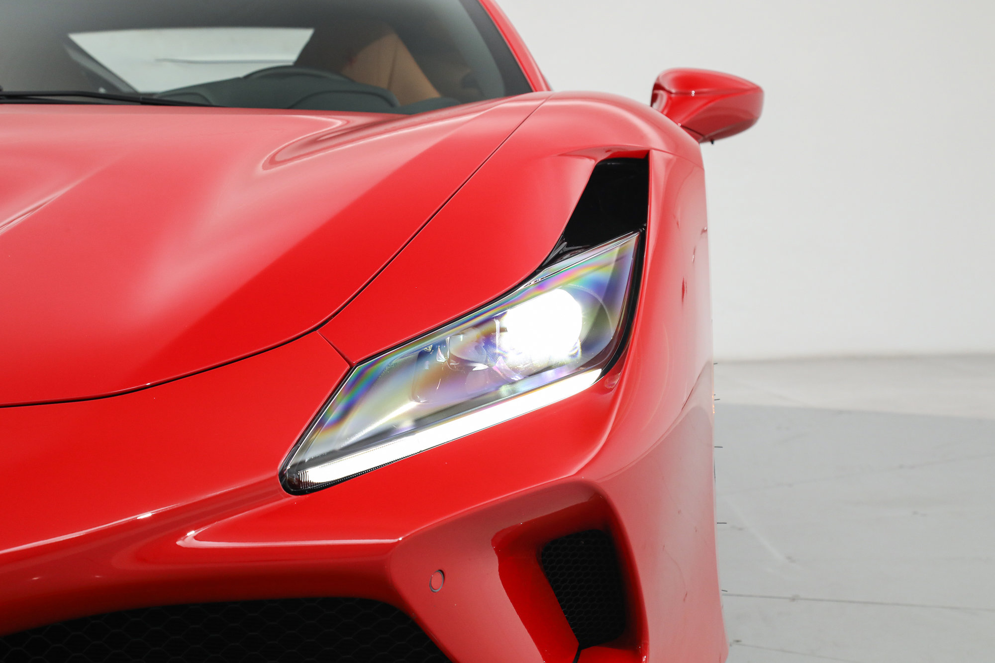 Certified 2021 Ferrari F8 Tributo RWD image 15