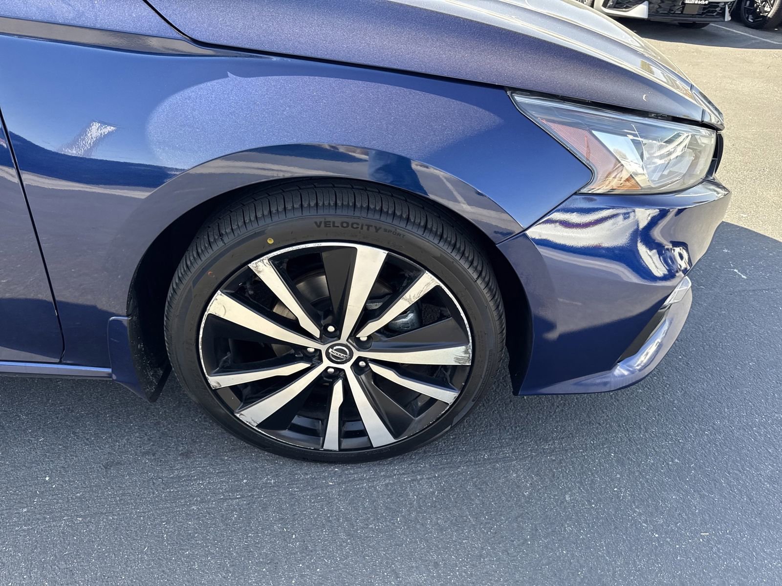 Used 2021 Nissan Altima 2.5 SR w/ SR Premium Package image 21