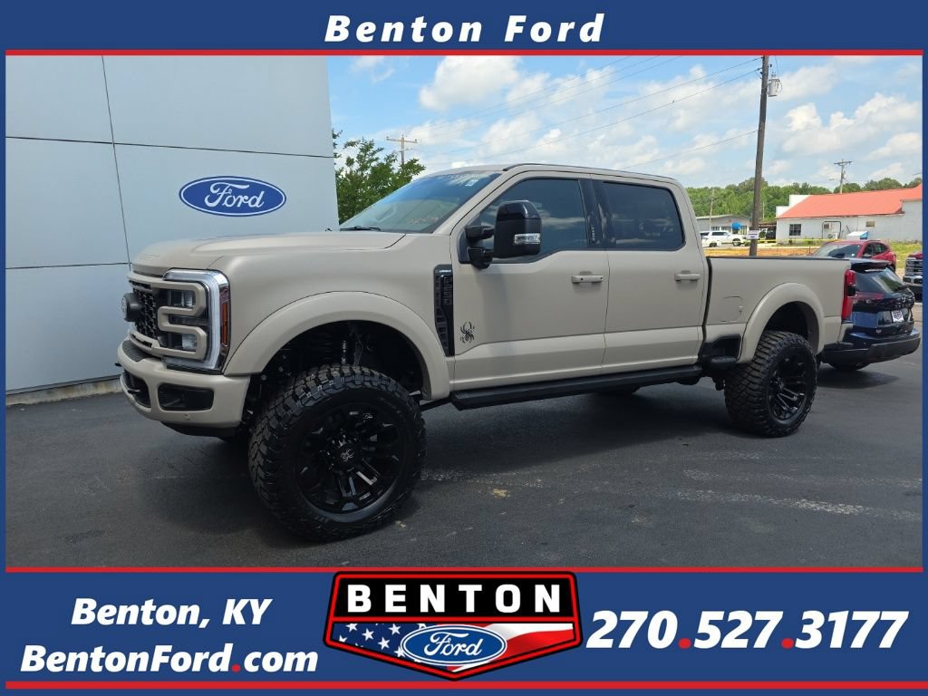 New 2026 Ford F250 Lariat w/ Black Appearance Package