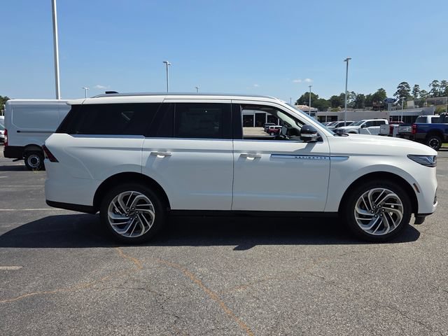 New 2027 Lincoln Navigator Reserve AWD/4WD image 8