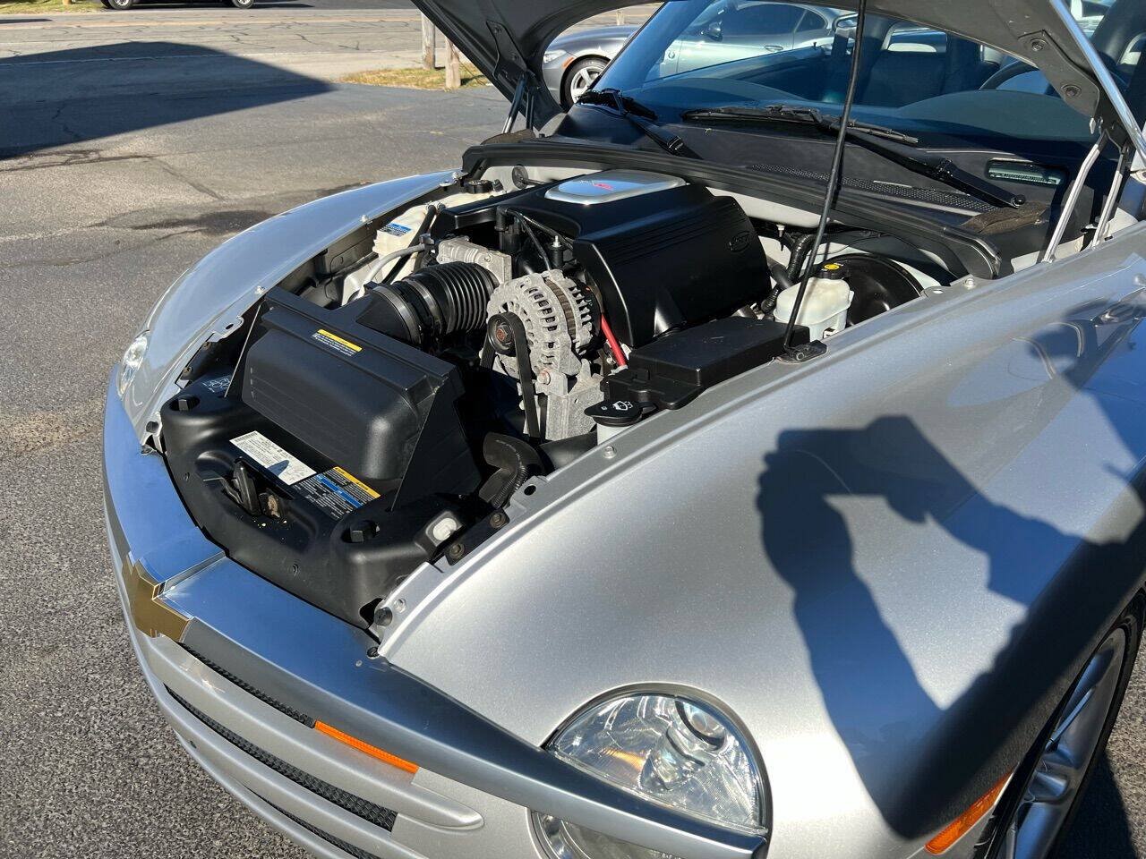 Used 2004 Chevrolet SSR w/ Preferred Equipment Group RWD image 68