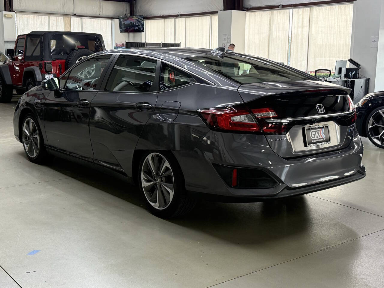 Used 2018 Honda Clarity Plug-In Hybrid image 4