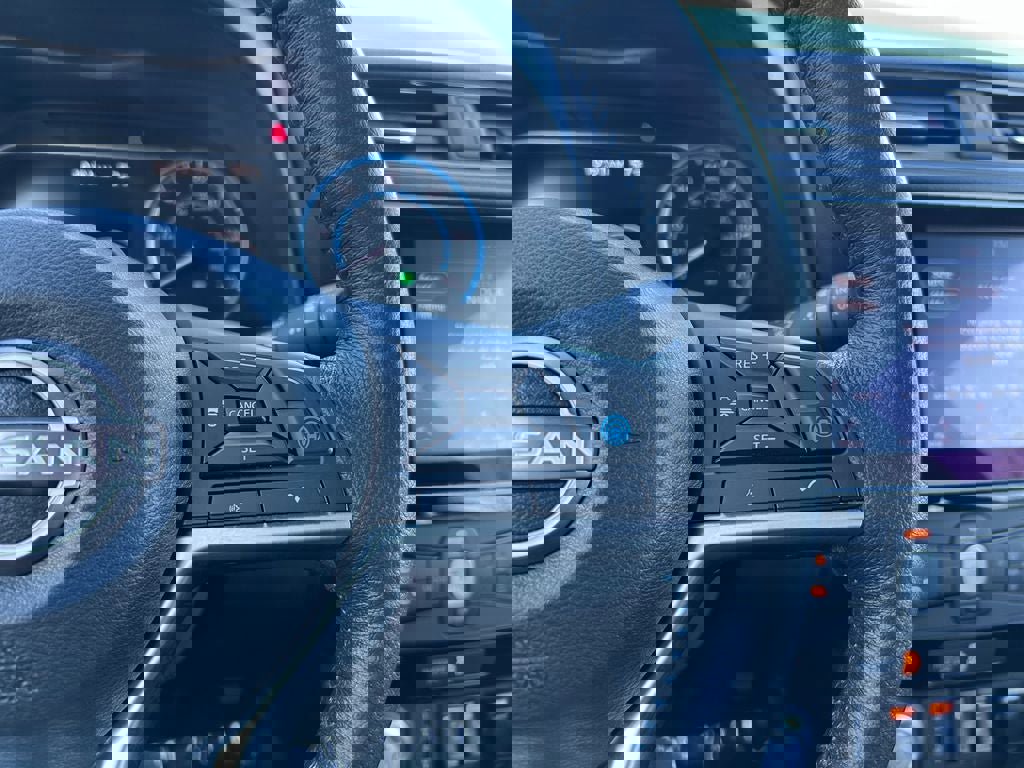 Used 2024 Nissan Leaf SV Plus image 18