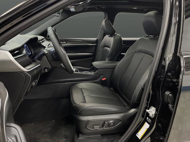 New 2026 Jeep Grand Cherokee L Limited image 4