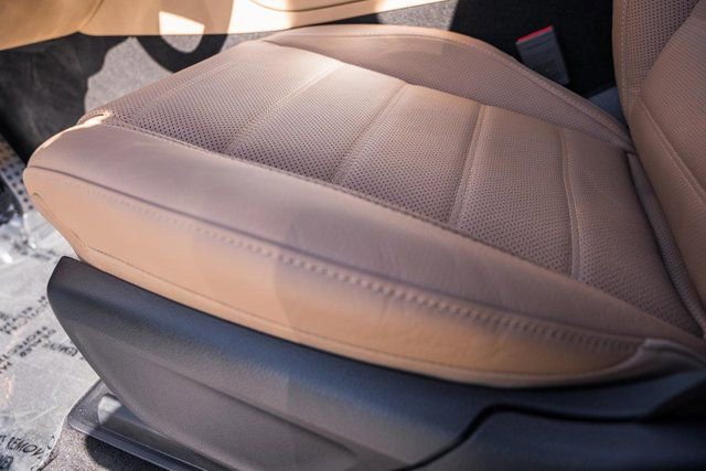 New 2026 Mercedes-Benz GLS 450 4MATIC image 38