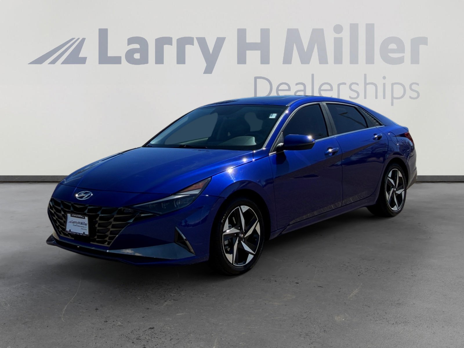 Used 2023 Hyundai Elantra Limited FWD image 1