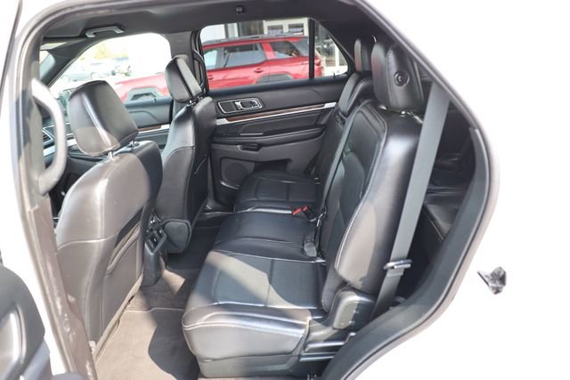 Used 2019 Ford Explorer Limited w/ Class III Trailer Tow Package image 44