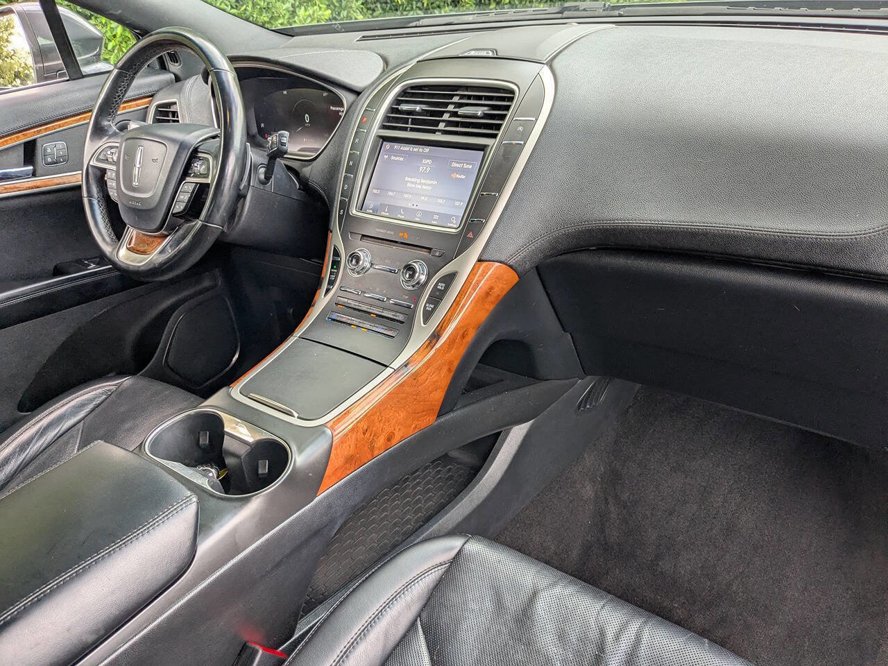 Used 2020 Lincoln Nautilus Reserve w/ Cargo Utility Package image 13