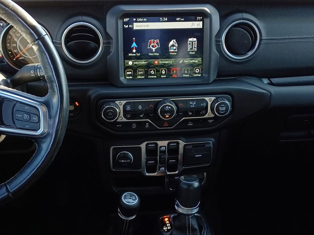 Used 2021 Jeep Gladiator 80th Anniversary AWD/4WD image 31