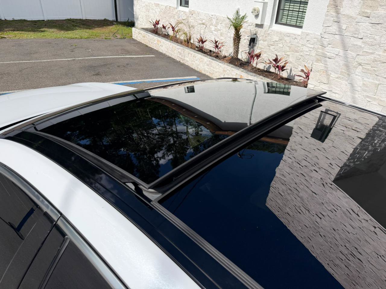 Used 2019 Genesis G80 5.0 Ultimate AWD/4WD image 15