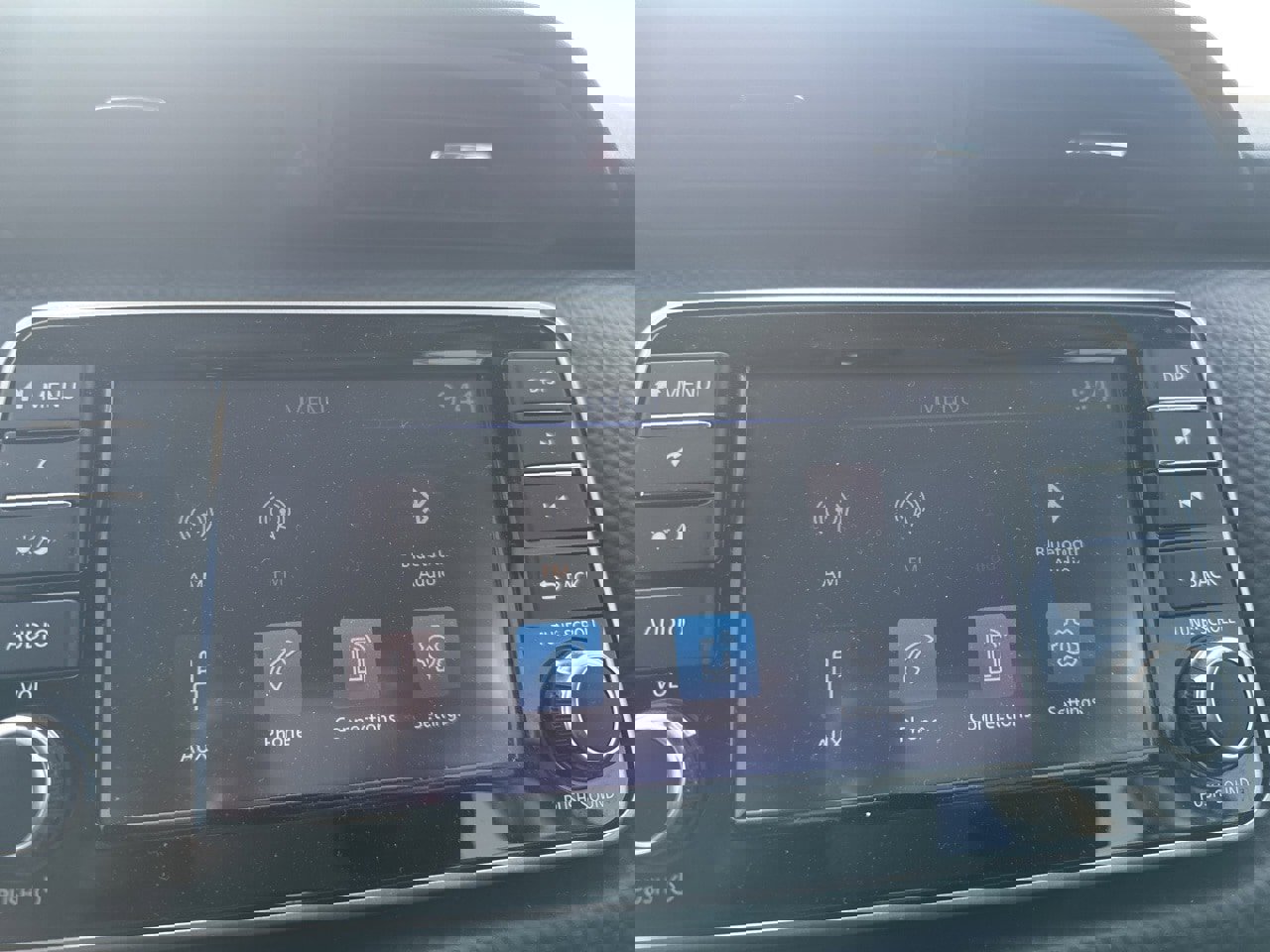 Certified 2024 Nissan Kicks S image 28