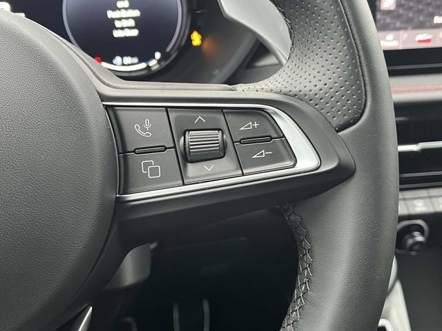 New 2024 Dodge Hornet R/T AWD/4WD image 17