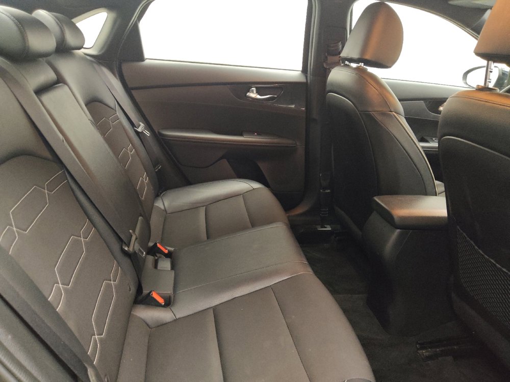 Used 2021 Kia Forte GT-Line image 19