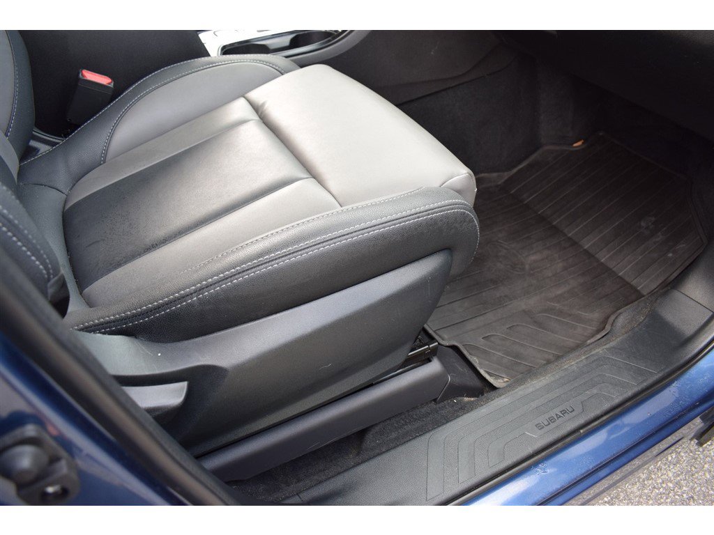 Used 2022 Subaru Ascent Onyx Edition image 16
