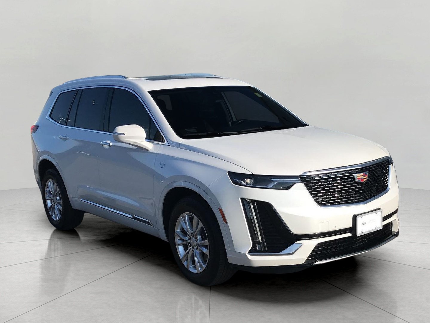 Certified 2024 Cadillac XT6 Luxury w/ LPO, Floor Liner Package