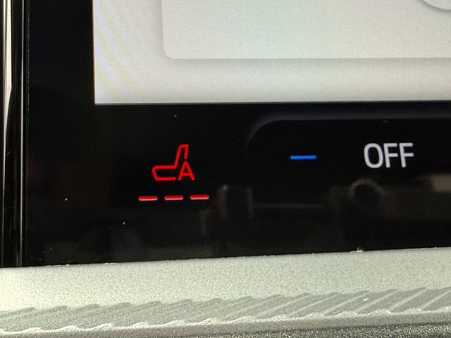 Used 2025 Ford Bronco Sport Badlands image 9