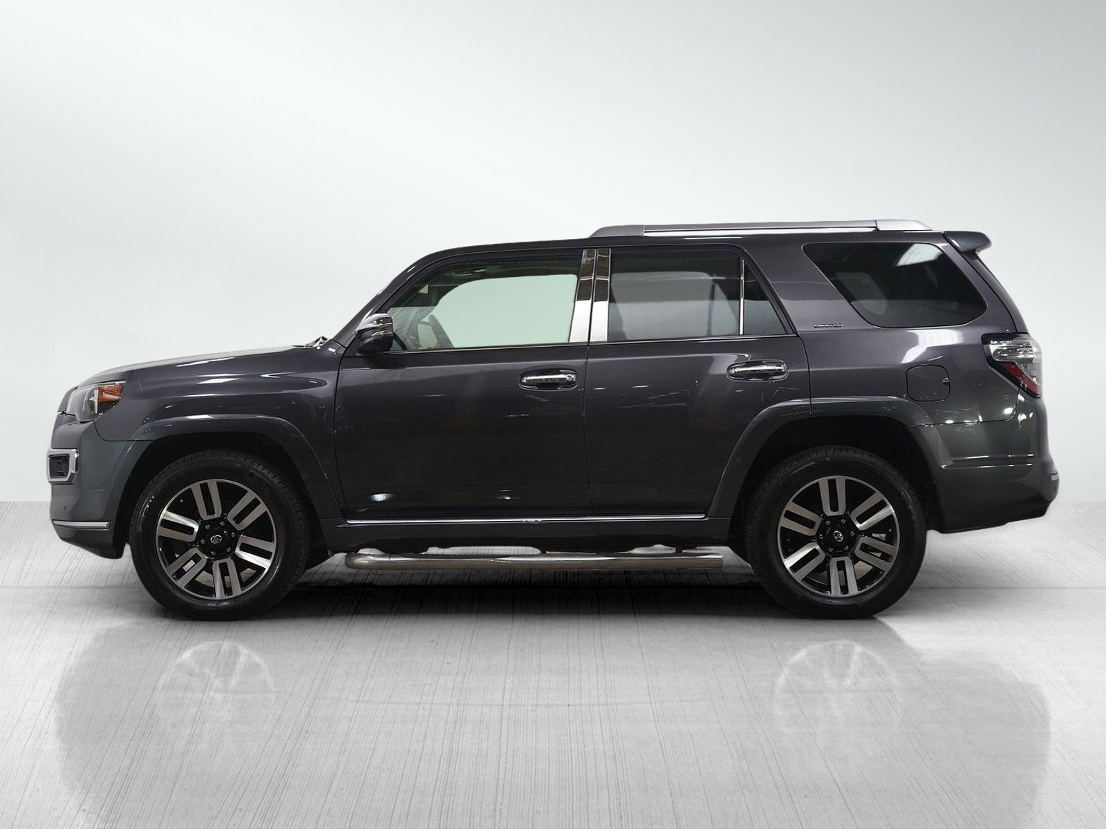 Used 2016 Toyota 4Runner Limited image 2