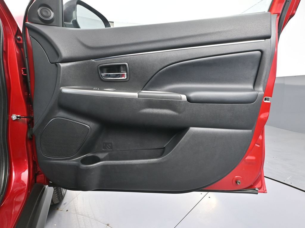 Used 2022 Mitsubishi Outlander Sport SE image 42