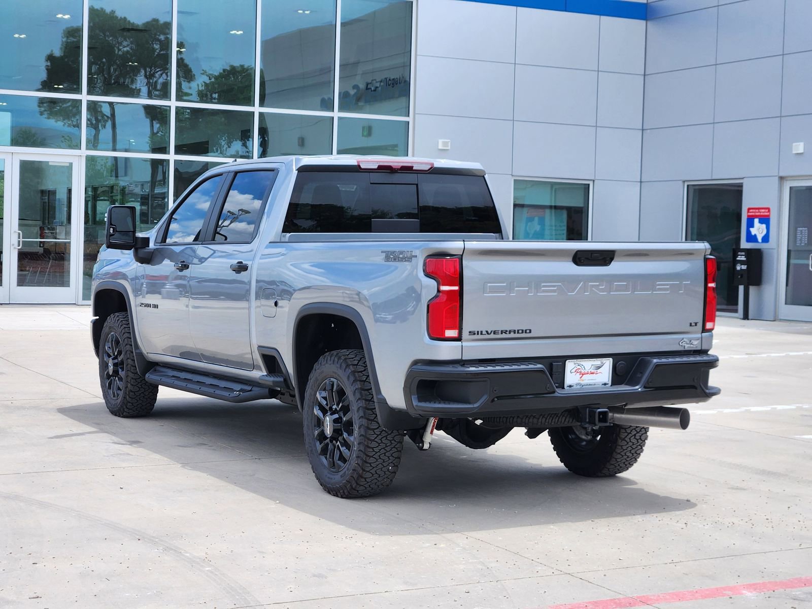 New 2026 Chevrolet Silverado 2500 LT w/ Trail Boss Package AWD/4WD image 4
