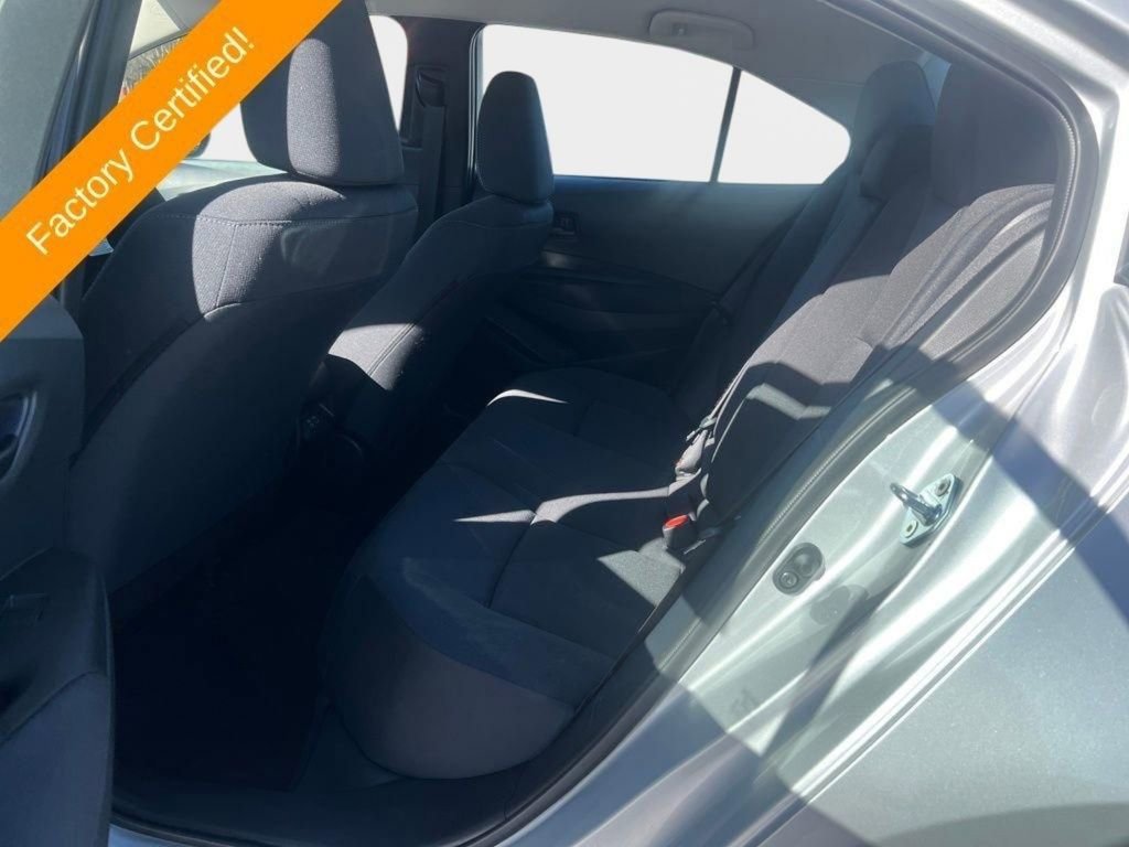 Used 2025 Toyota Corolla LE image 11