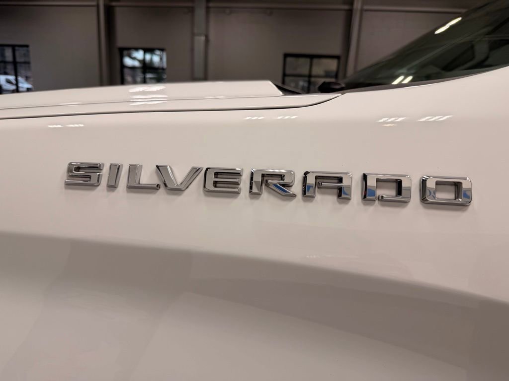 Used 2025 Chevrolet Silverado 1500 LT image 22