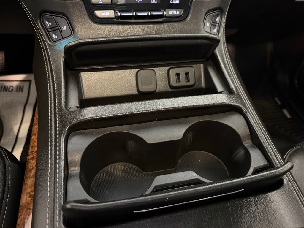 Used 2019 Chevrolet Tahoe Premier AWD/4WD image 16