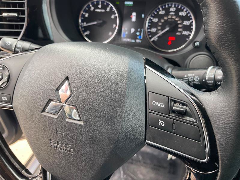 Used 2017 Mitsubishi Outlander ES AWD/4WD image 20
