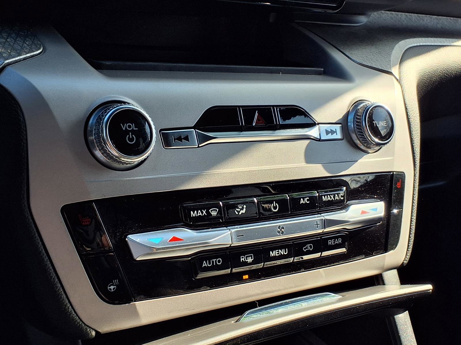 Used 2023 Ford Explorer Timberline image 14