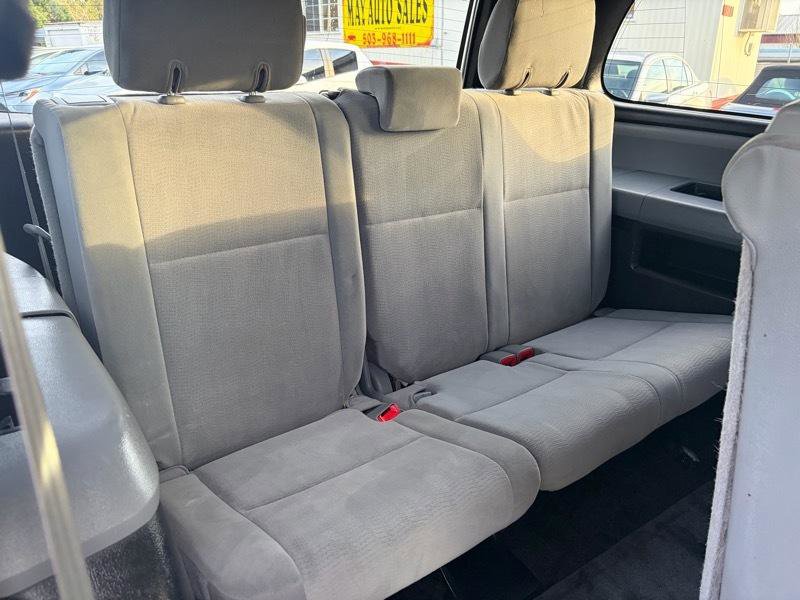 Used 2014 Toyota Sequoia SR5 AWD/4WD image 8
