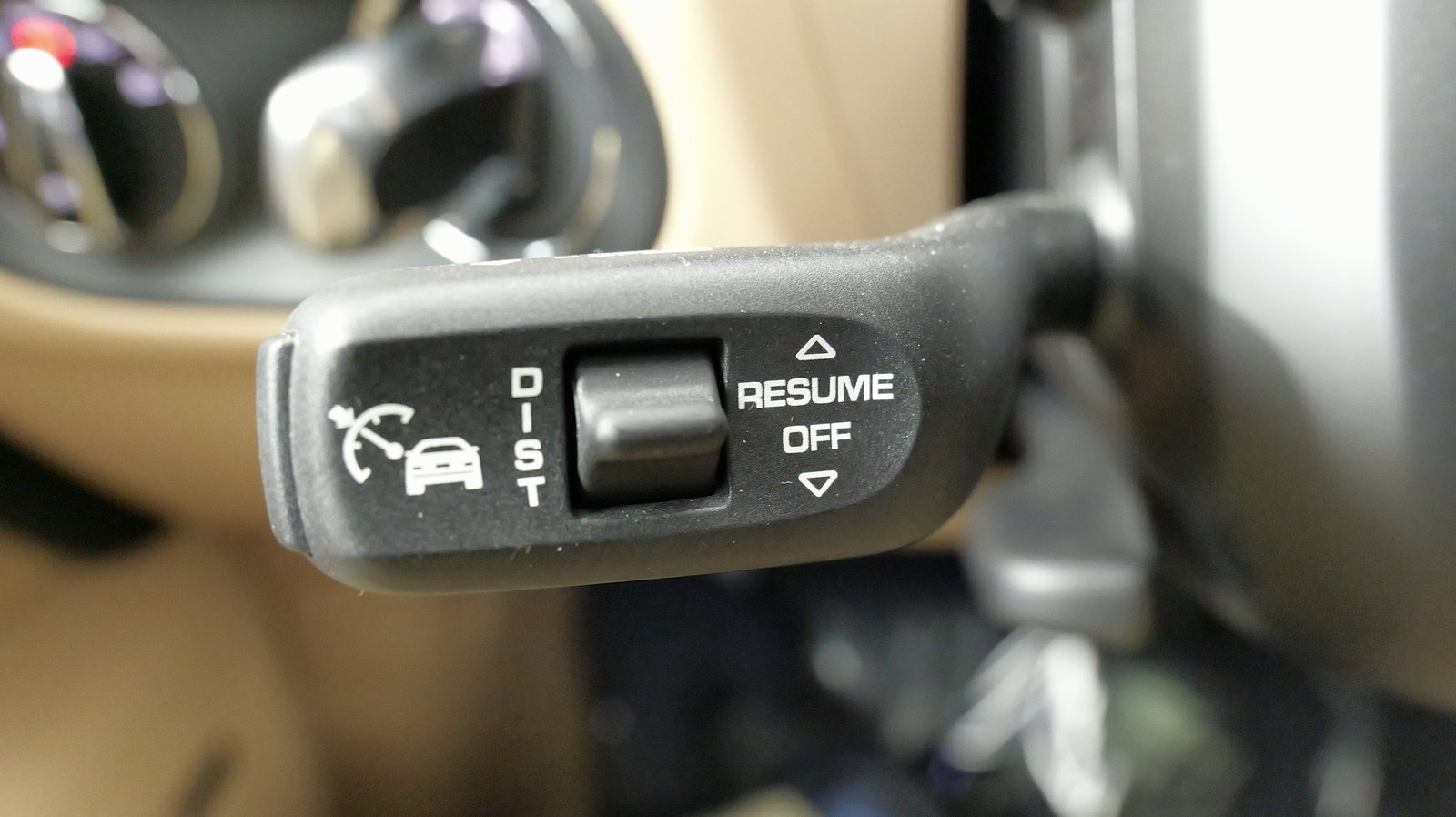 Used 2025 Porsche Macan image 54