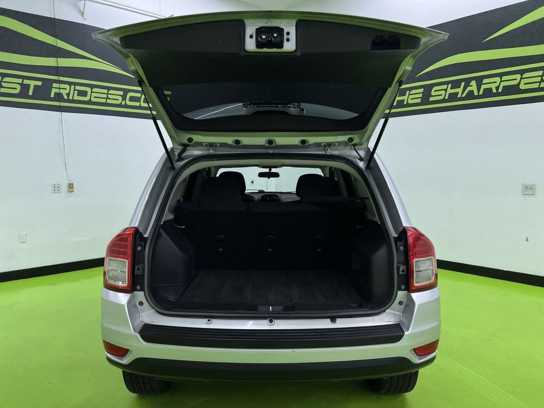 Used 2012 Jeep Compass Sport AWD/4WD image 9