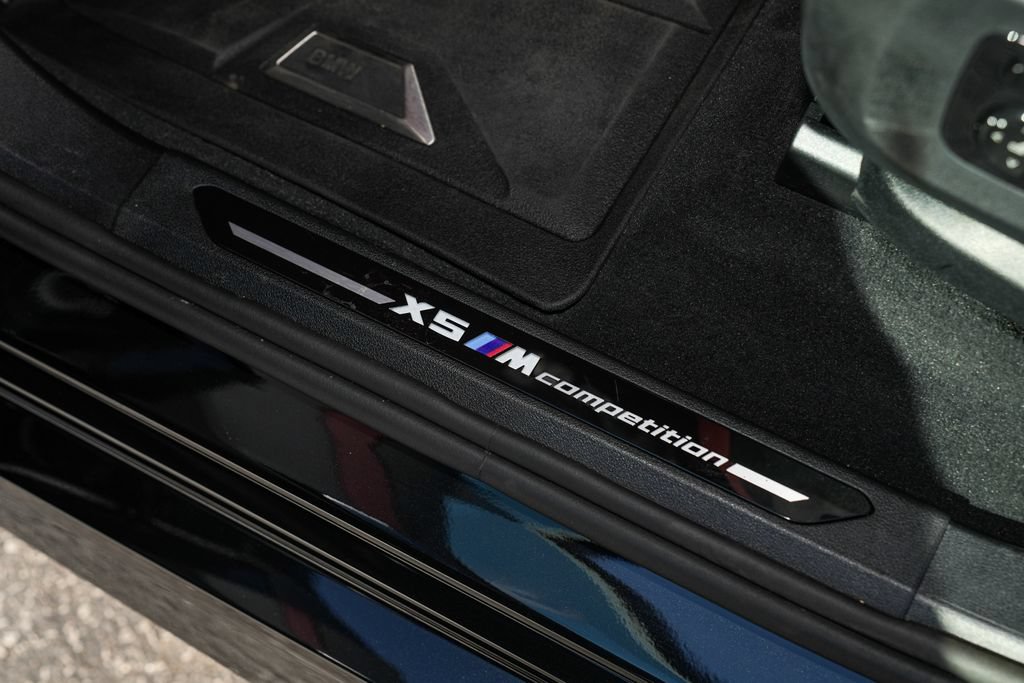 Used 2026 BMW X5 M Competition w/ Executive Package AWD/4WD image 19