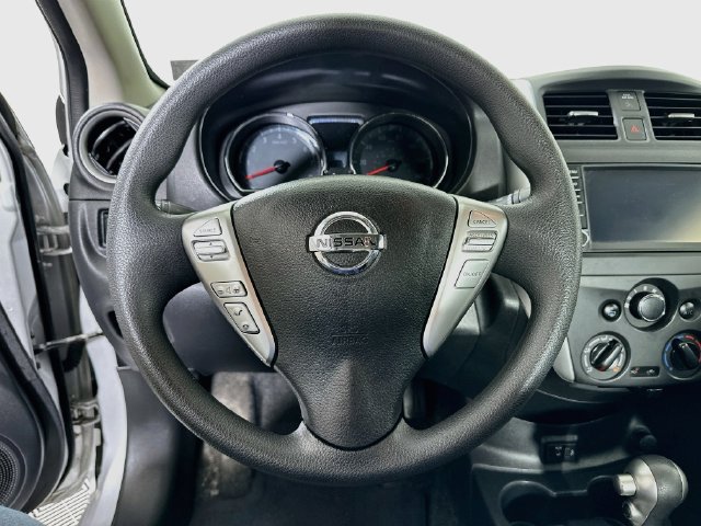 Used 2018 Nissan Versa SV FWD image 13