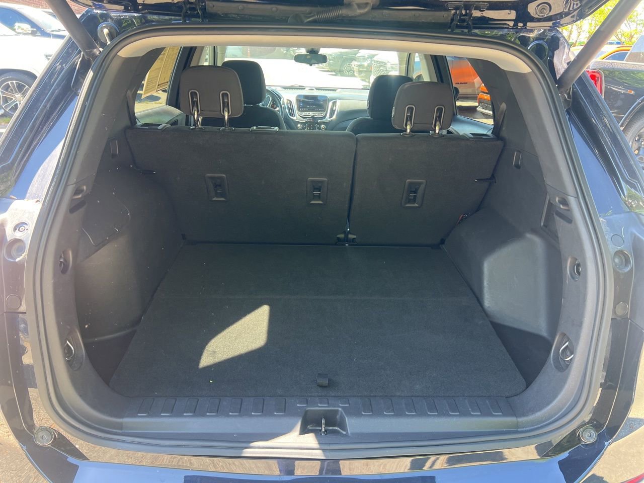 Used 2020 Chevrolet Equinox LT image 15