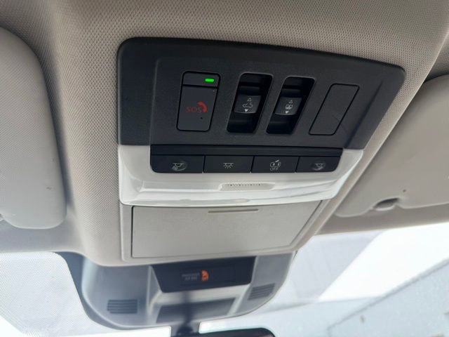 Used 2023 Nissan Rogue SV w/ SV Premium B Package image 30