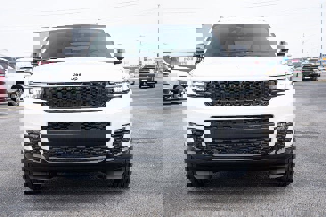 New 2025 Jeep Grand Cherokee L Limited w/ Luxury Tech Group II image 8