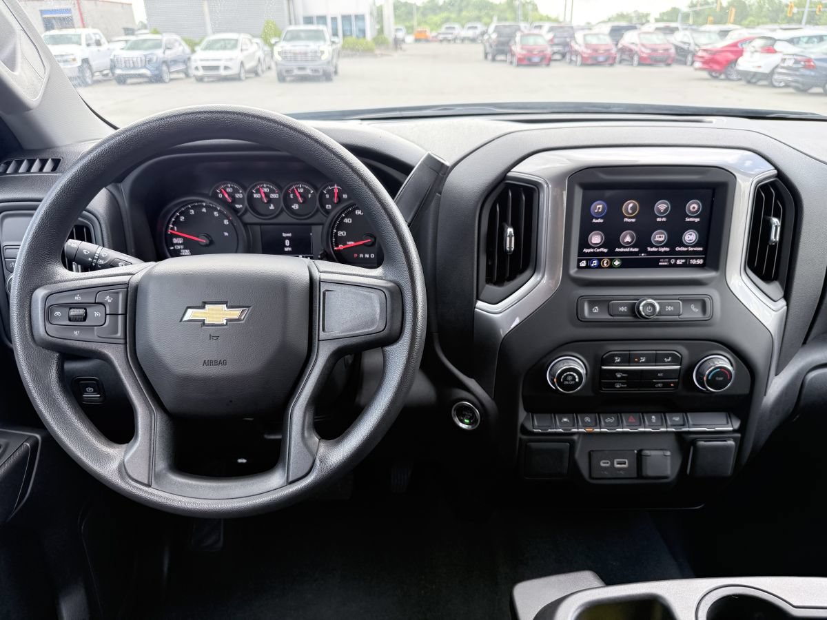 Used 2025 Chevrolet Silverado 1500 Custom RWD image 10